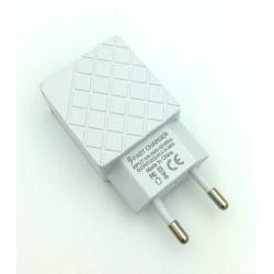 Сетевое ЗУ D12 Rhombus (5V/2.1A/2USB) White 